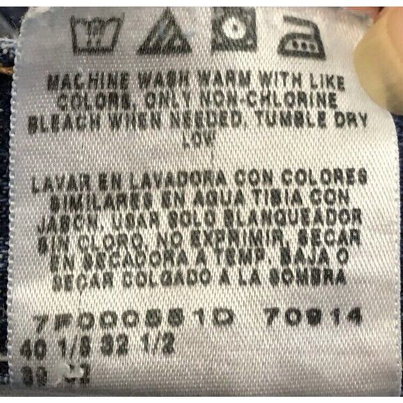 Wrangler 38 x 32 Straight Leg Medium Wash Denim Jeans 100% Cotton Casual Country - Picture 5 of 5